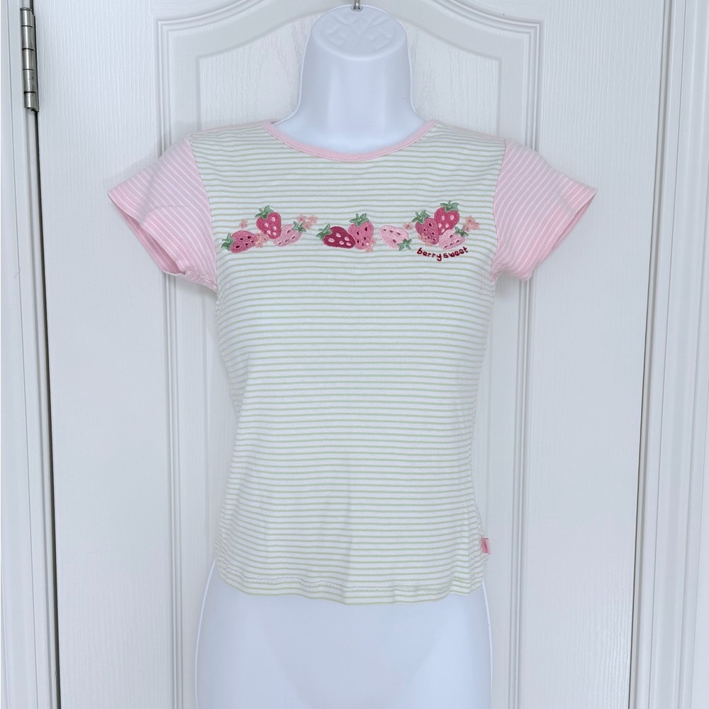 Y2K 2001 strawberry striped Gymboree baby tee kids large/ woman’s XS/S